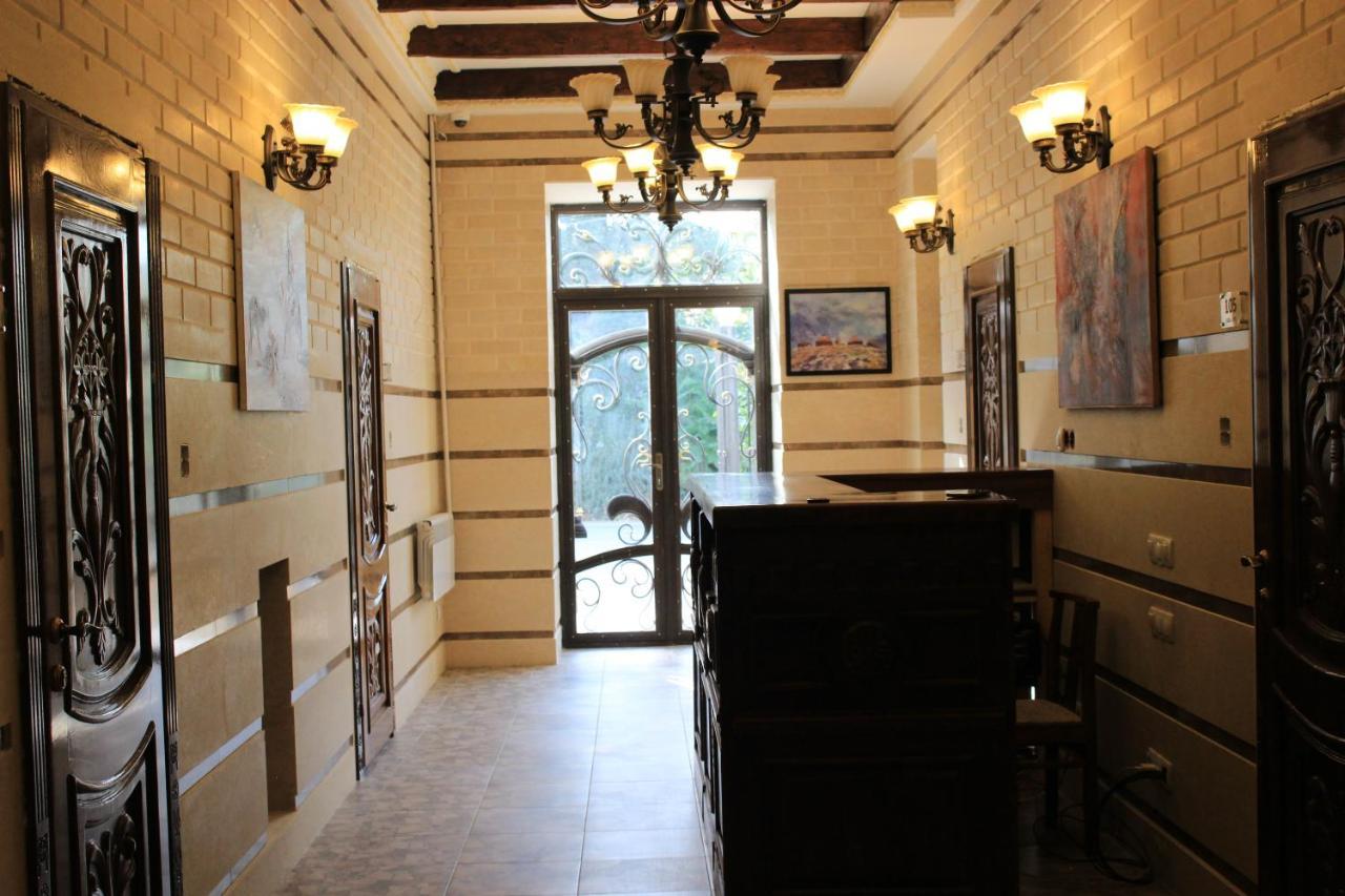 KOK-ART Hotel Jalal-Abad Exterior foto